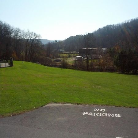 Fairbanks Inn St. Johnsbury Exterior photo